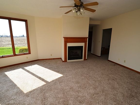 2nd image of 1854 Southridge Dr
