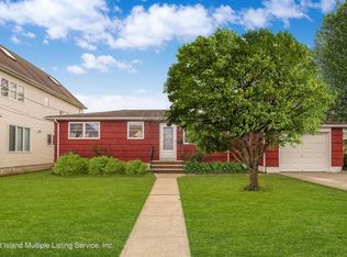 138 Hunter Ave, Staten Island, NY 10306