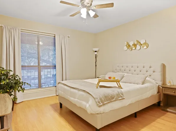 7950 N Stadium Dr, Houston, TX 77030