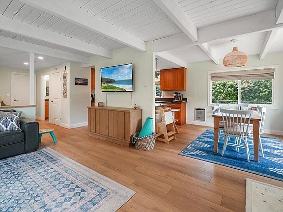 4th image of 8242 SW Abalone St
