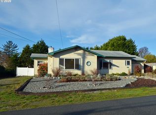 237 Alder St, Brookings, OR 97415