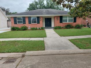 4005 Ridgeway Dr, Metairie, LA 70002