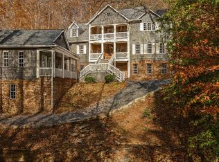 6370 River Chase Cir, Atlanta, GA 30328