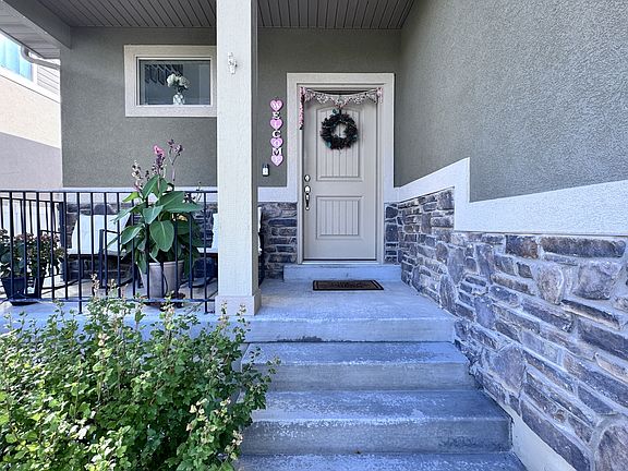 2nd image of 5213 W Fortrose Dr