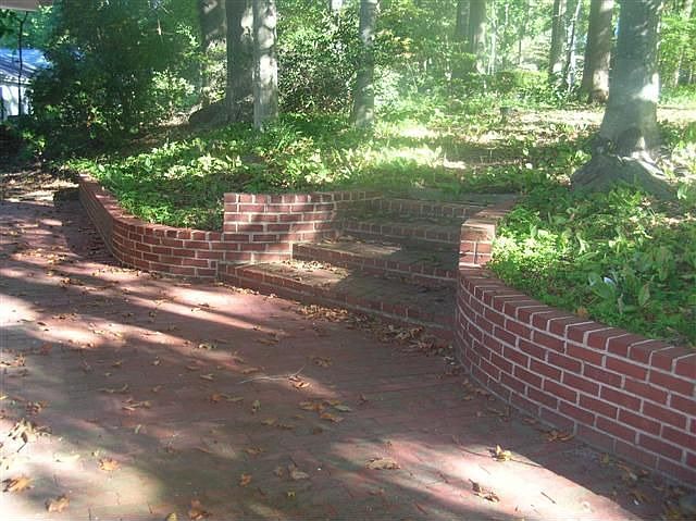 Brick steps