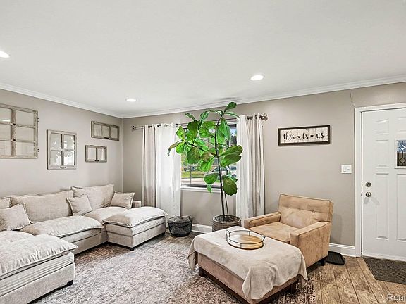 3rd image of 34211 Viceroy Dr