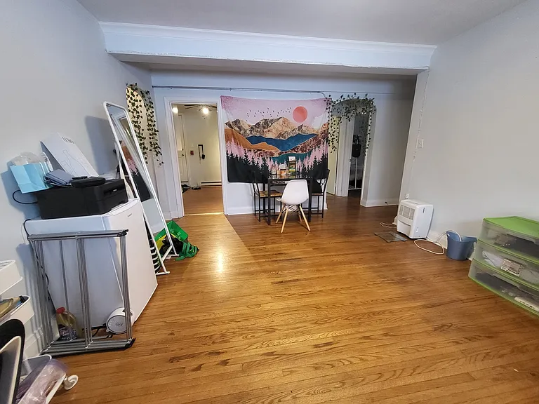 329 College St #1 — Photo 2