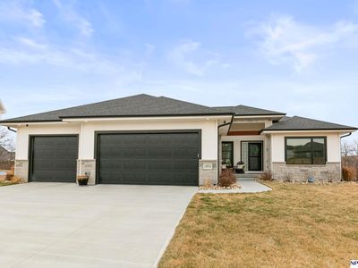 10918 Portage Dr, Papillion, NE, 68046
