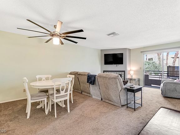 4th image of 2221 Bay Club Dr APT 202