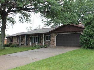 588 Greenview Ave, Monticello, WI 53570