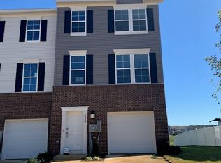 425 Seeback Dr, Charles Town, WV 25414