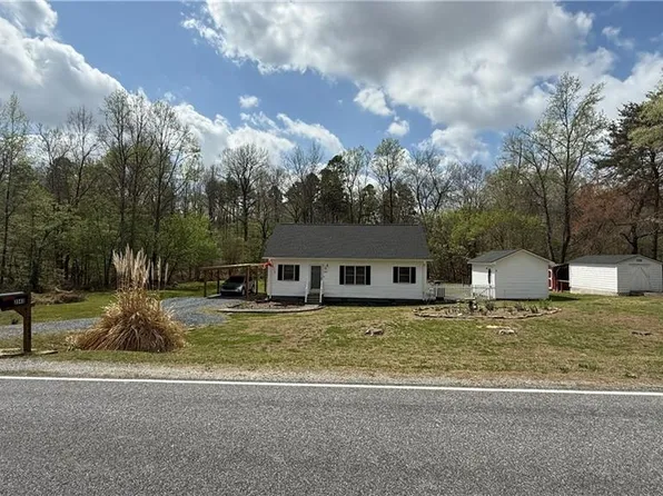 3543 Wall Rd, Greensboro, NC 27407