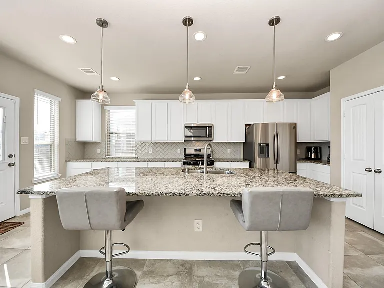 29482 Westhope Dr — Photo 12