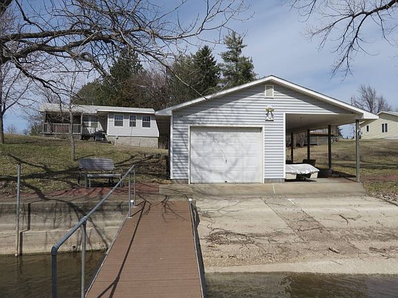 2nd image of 224 Breezy Shores Cir