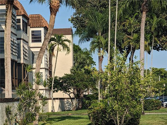 2nd image of 7100 NW 17th Street #304
