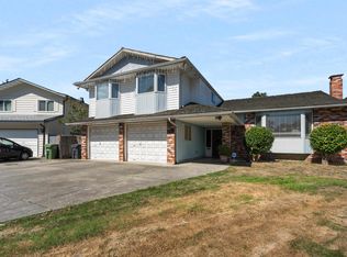 8611 Rideau Dr, Richmond, BC V7A 4M6