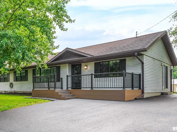 4704 N Koerner Rd, Peoria, IL 61615