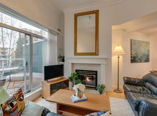 128 W 8th St #414, North Vancouver, BC V7M3M1