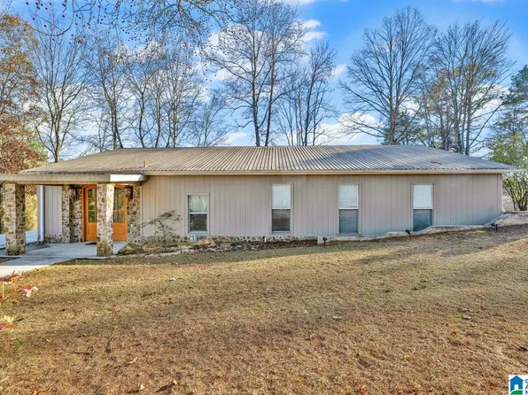 1163 Cox Cove Rd, Hayden, AL 35079