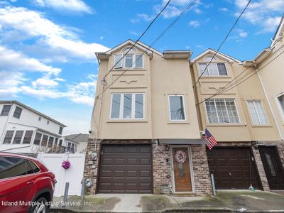 26 Jason Ct, Staten Island, NY, 10306
