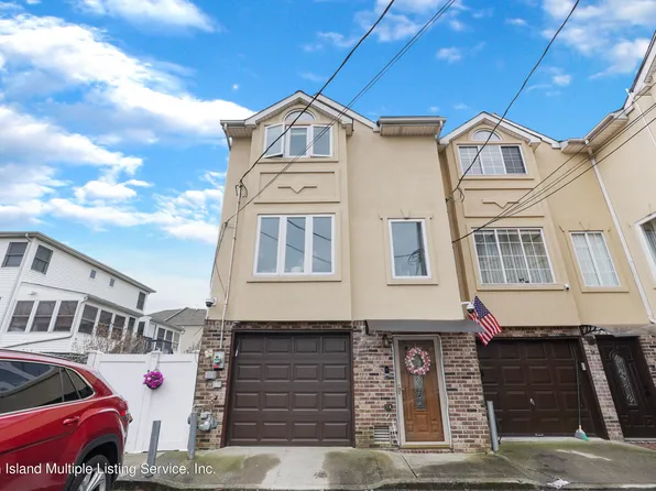 26 Jason Ct, Staten Island, NY 10306