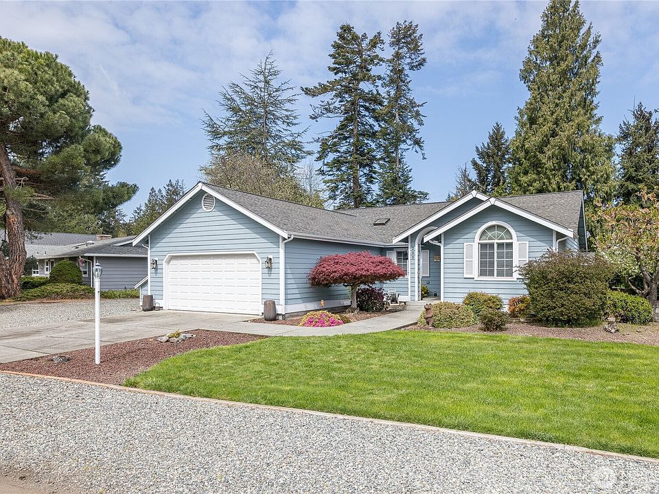 1st image of 205 Sunset Place