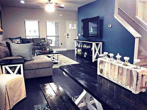 5th image of 6024 Scarlet Oak Ct