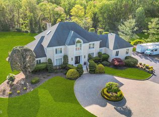 210 Doe Trl, Marlboro, NJ 07746