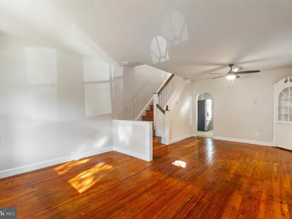 113 Hillside Ave, Collingdale, PA 19023