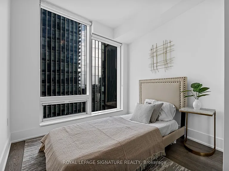 10 York St #3003 — Photo 13