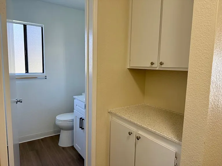 Summer Brook Apartments — Photo 10