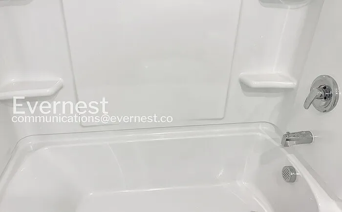 6680 Hollywood Ave — Photo 22