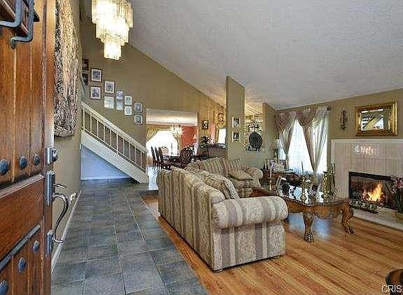 3rd image of 9707 Amigo Ave