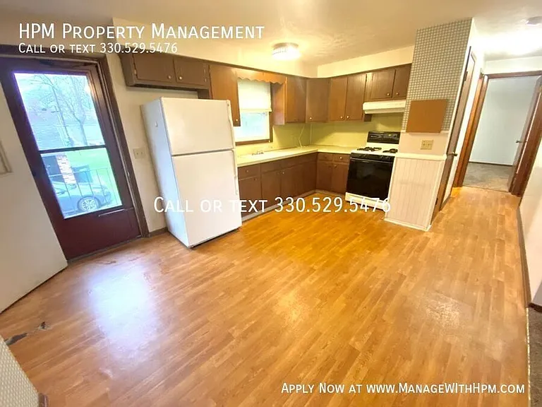 3348 Mollane St NW — Photo 6