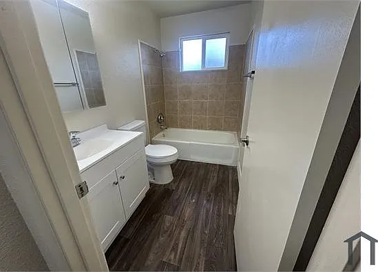 908 I St NE #10 — Photo 23