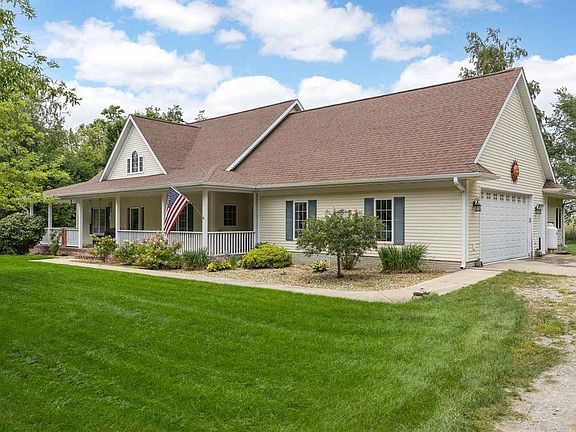 3rd image of 4518 Sutliff Rd NE
