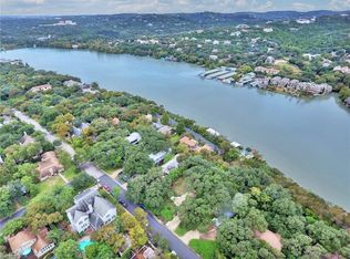 2204 Matthews Dr, Austin, TX 78703