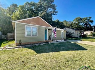 2945 Letourneau Dr, Longview, TX 75602