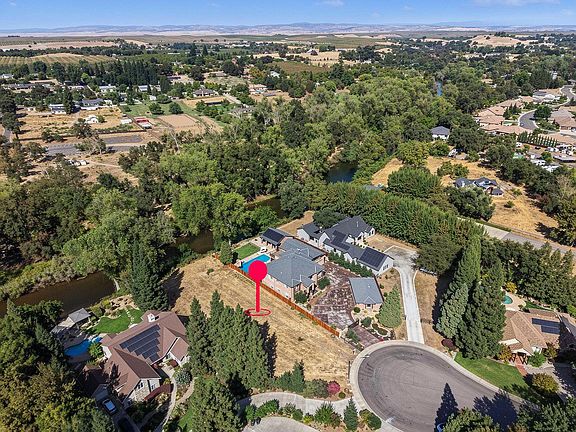 5th image of 10019 River Ranch Ct