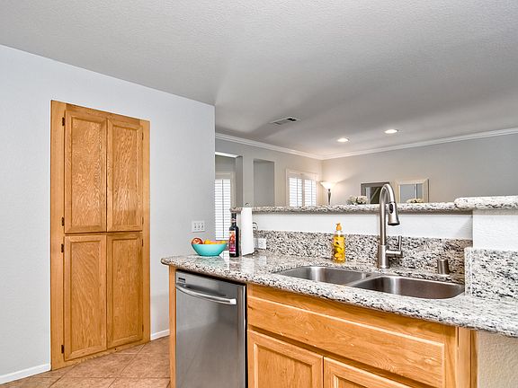 3rd image of 5025 Gavilan Way Unit 50