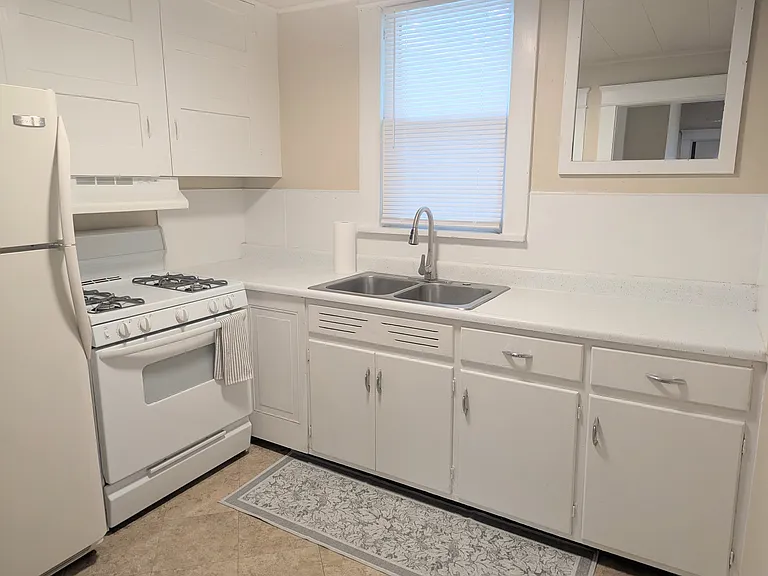 2205 Highland Ave — Photo 7