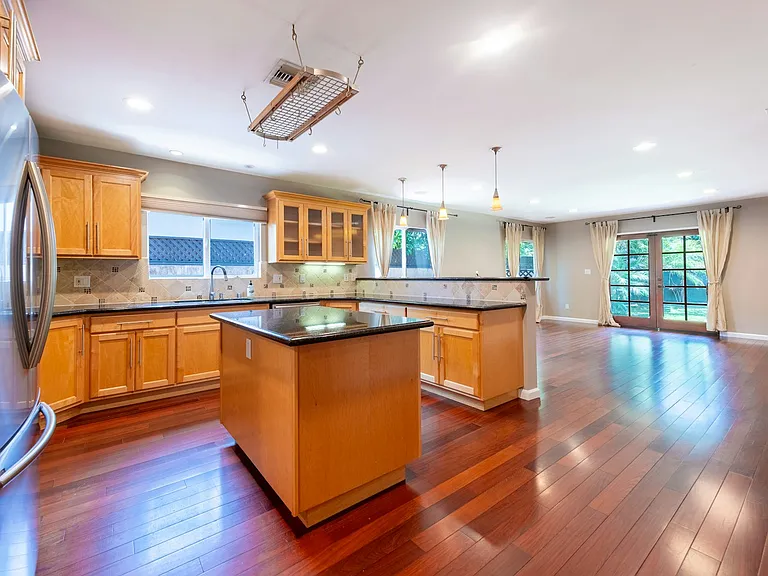 Kitchen/Family Room