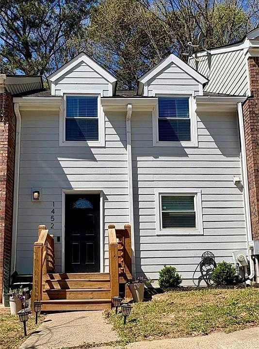 1st image of 1452 Bentley Ln