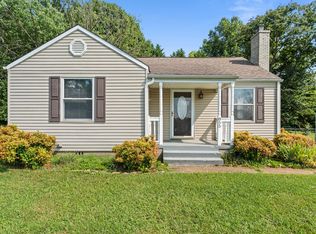 855 Burroughs Rd, Alcoa, TN 37701