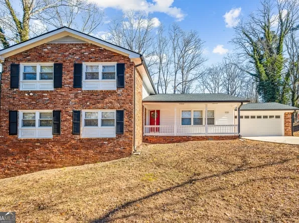 3220 Rockview Dr, Lithonia, GA 30038