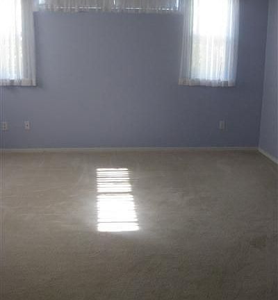 5th image of 3212 Summer Ln