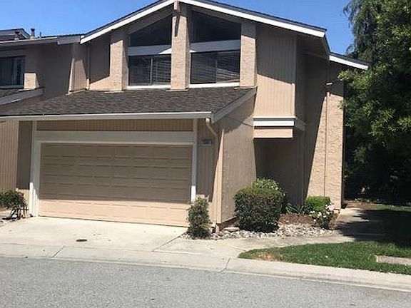 2nd image of 20601 Oak Creek Ln