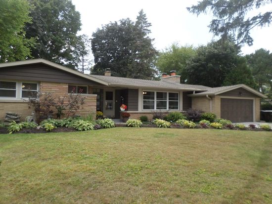 3418 Kensington COURT, Elmwood Park, WI 53405