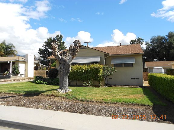 3rd image of 4551 Genevieve Ln
