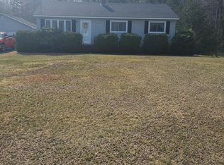 633 Kennebec Rd, Newburgh, ME 04444